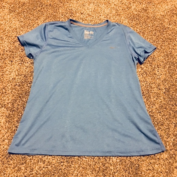 light blue nike shirt women's